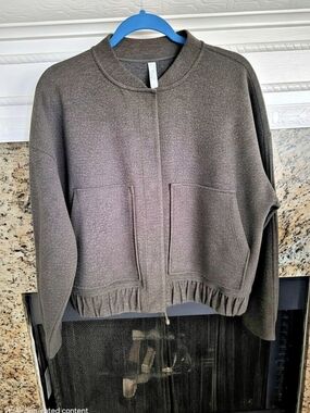 STYLLUS Brown Bomber Jacket Size Large Like New